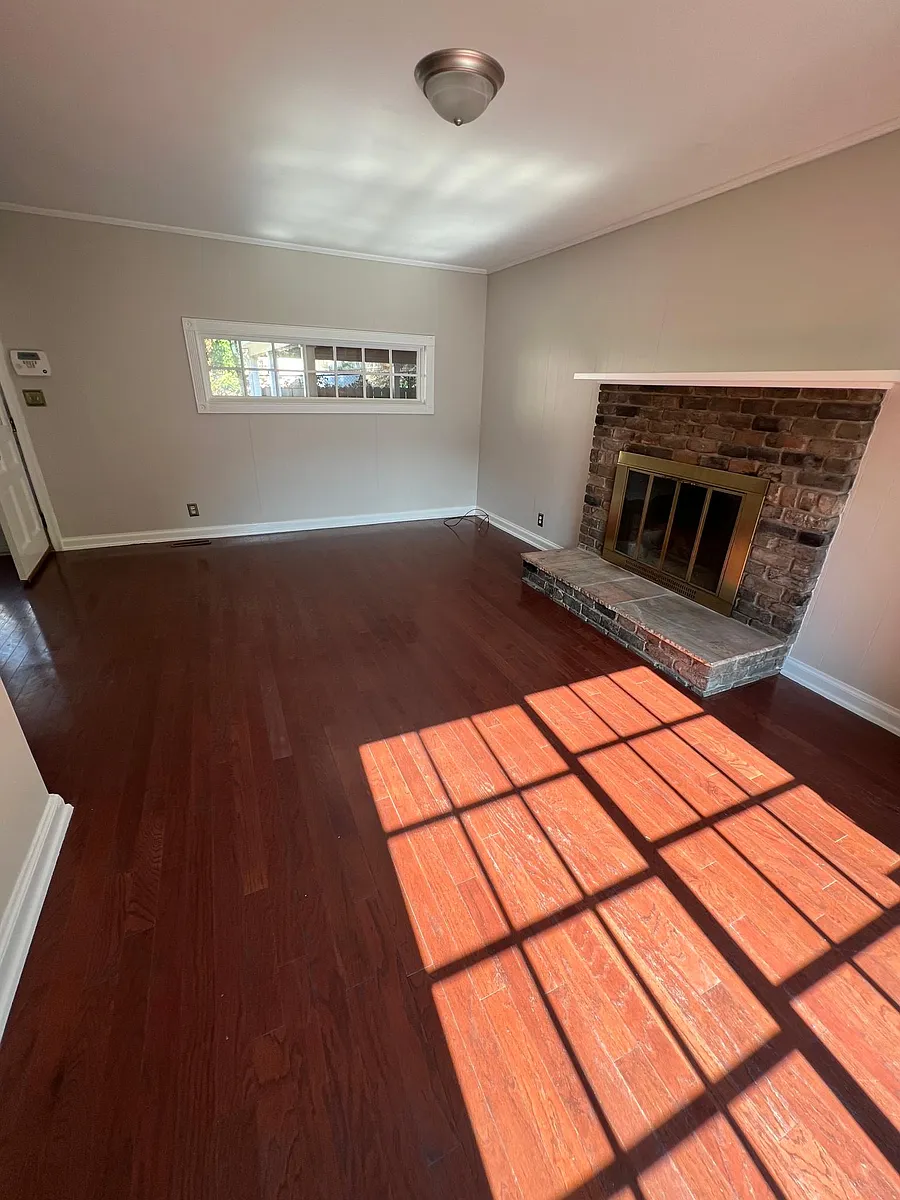 Family Room - 929 Hardwick Cir