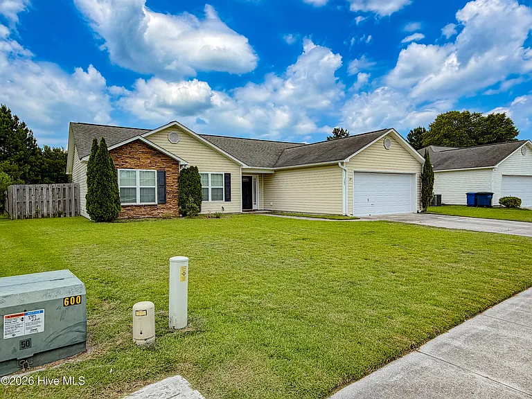 205 Wynbrookee Ln — Photo 12