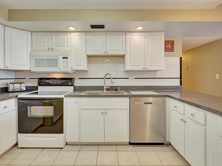 1380 Gulf Blvd #206 — Photo 15