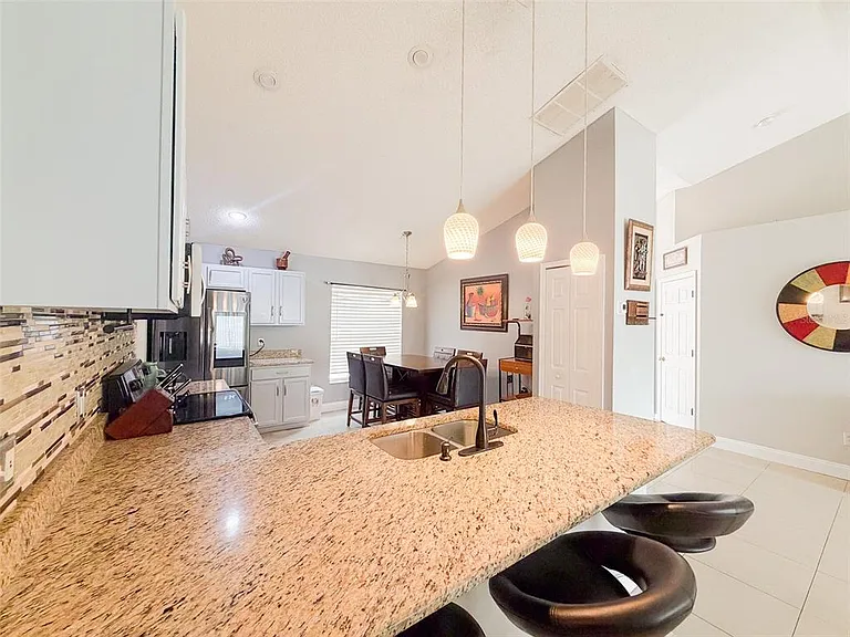 503 Everest Way — Photo 6