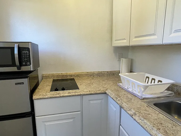 634 Erica St #2 — Photo 4