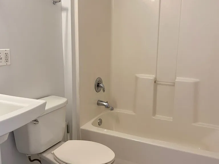 1434 N Greenview Ave #3F — Photo 7