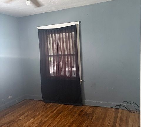 5th image of 9014 Laisy Ave