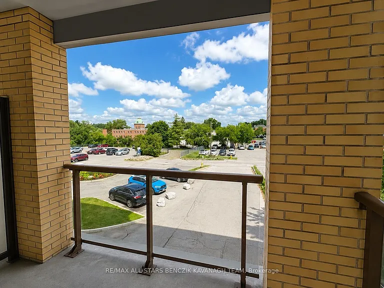 68 Main St N #233 — Photo 5