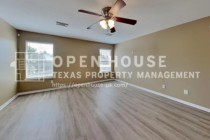 2807 Burgess Hill Ct — Photo 17