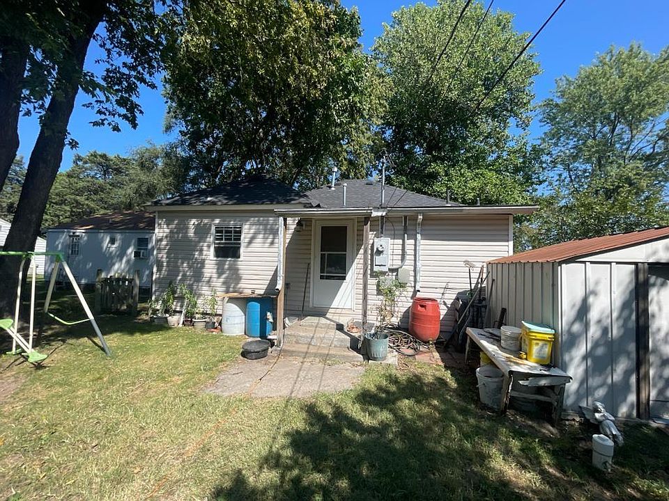 2nd image of 1406 W Webster Street