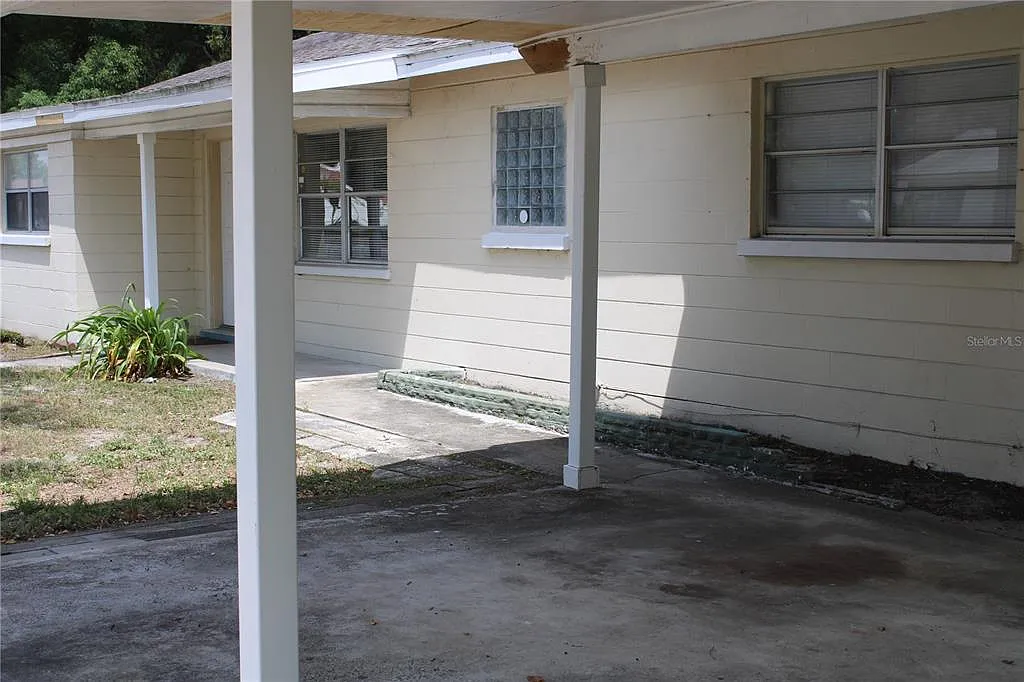 4 bed, 2.0 bath, 1378 sqft, $2,200 — Photo 4