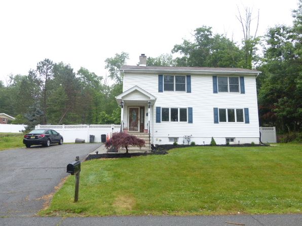109 Pine Brook Rd