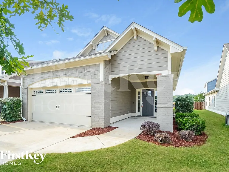 4894 Mountain Gap Dr — Photo 2