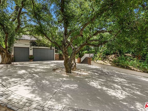 3rd image of 204 Bell Canyon Rd