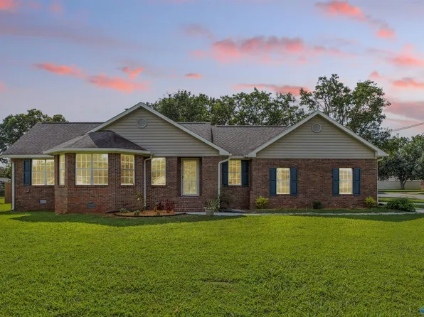 104 Grindingstone Way, Huntsville, AL 35811