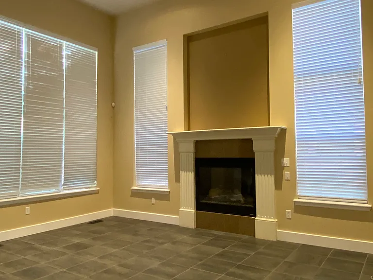 9113 Kornbrust Cir — Photo 14
