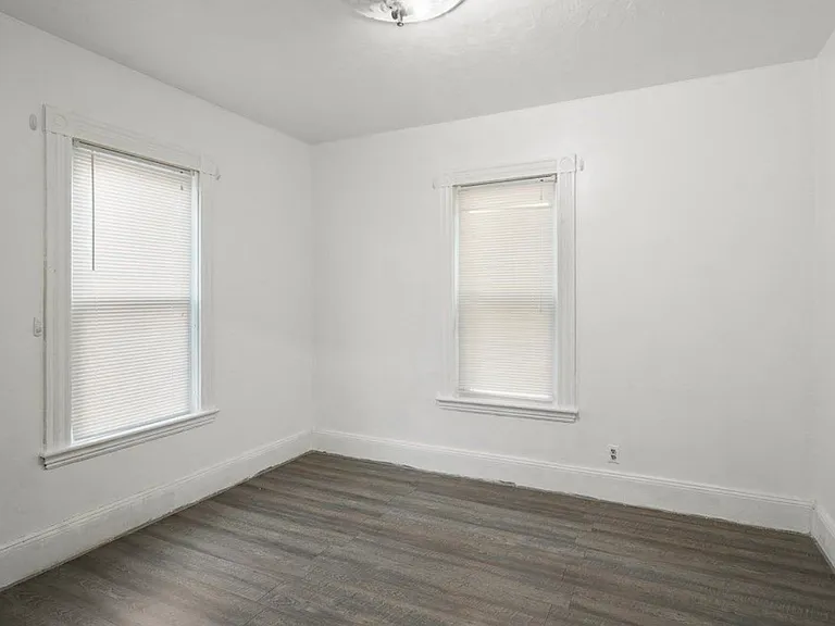 52 Calumet St #2 — Photo 5