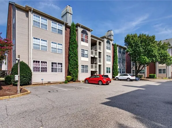 418 Delaware Ave APT 205, Norfolk, VA 23508