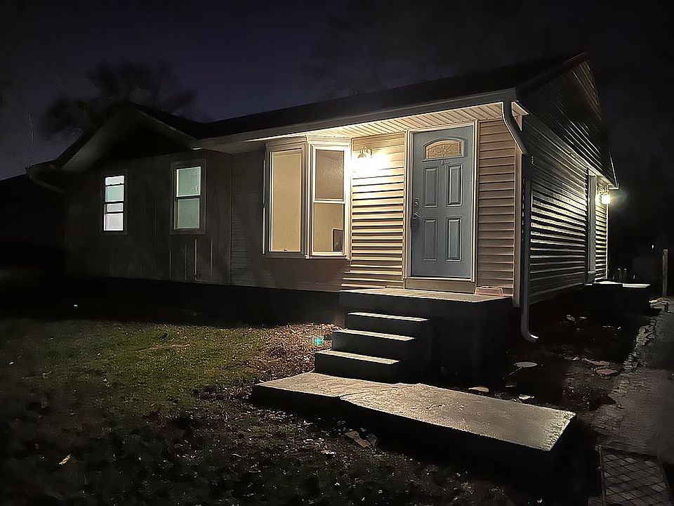 1st image of 617 Higgins Dr