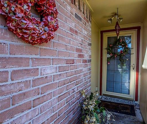 3rd image of 16314 Villaret Dr