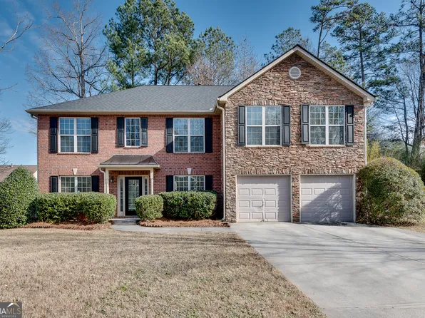 389 Commons Park Ln, Tucker, GA 30084