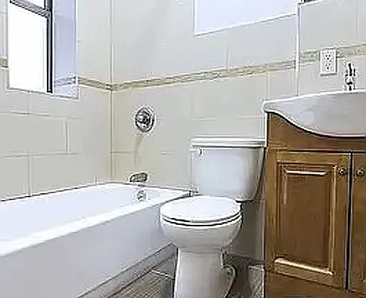 4th image of 172 Sherman Ave APT 34