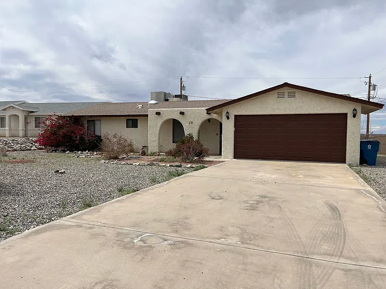 131 Voyager Ln — Photo 1