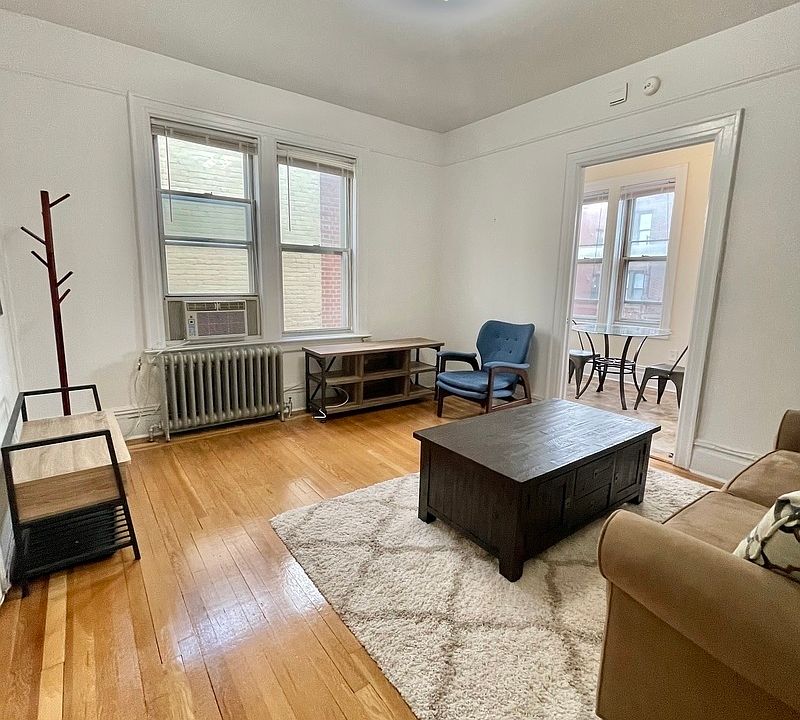 1st image of 3259 34th St #2F