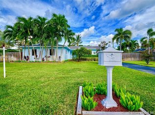 14721 SW 87th Pl, Palmetto Bay, FL 33176