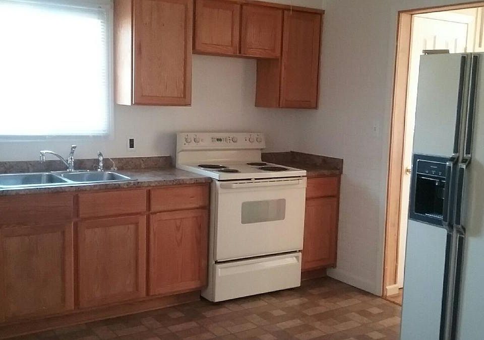 2nd image of 14369 Stephens Rd