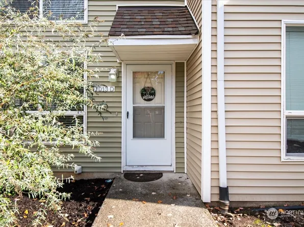 7013 NE 43rd Street #D, Vancouver, WA 98661