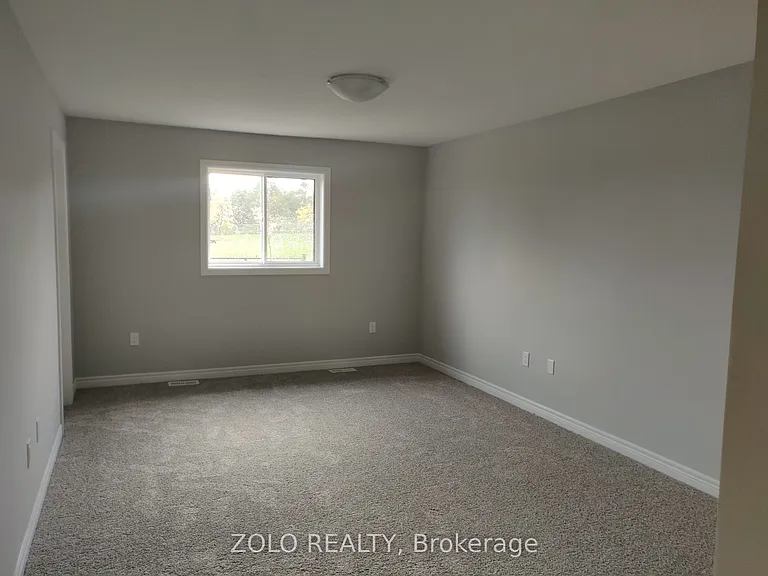 84 Keating St #UPPER LEVEL — Photo 30