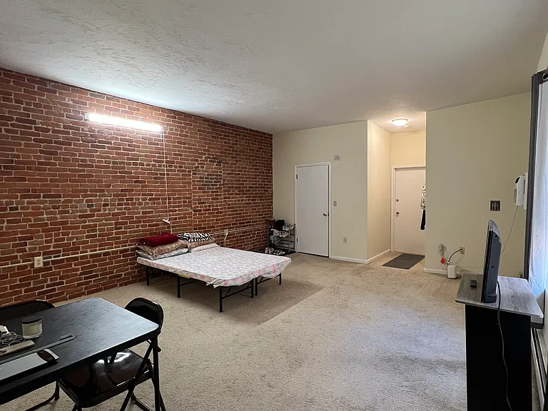 12 Westland Ave — Photo 9
