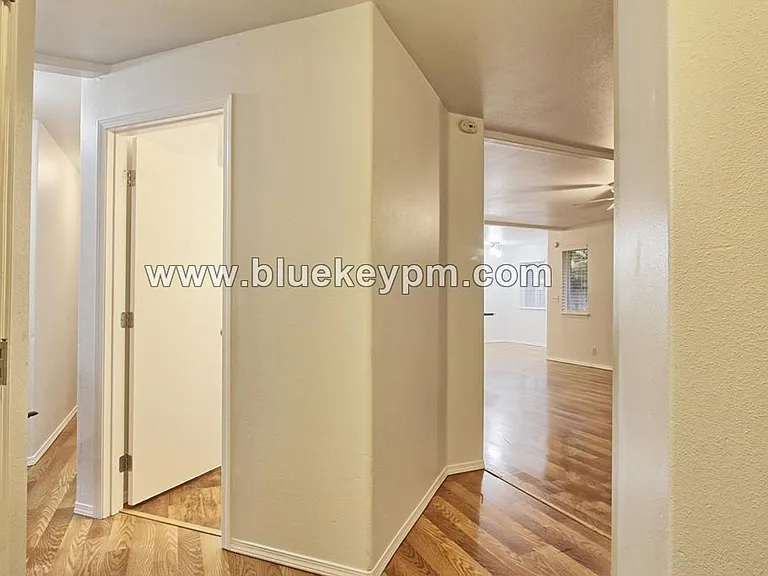 5313 NE 66th Ave #G53 — Photo 4