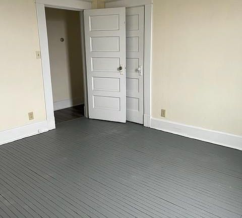3rd image of 111 Magee Ave #1-A