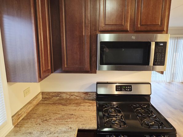 9633 S Ridgeland Ave #1D