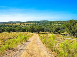 3690 Schumann Rd, Fredericksburg, TX 78671