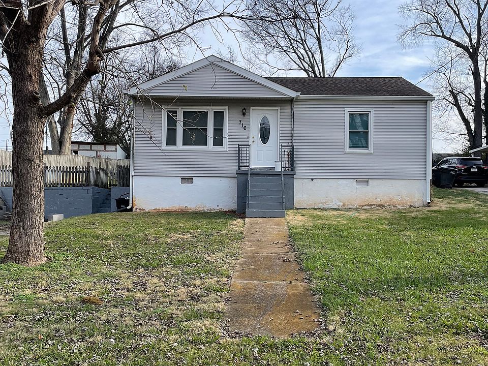 1st image of 716 Poplar St