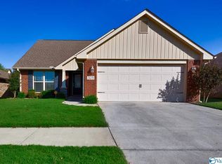 325 Harbor Glen Dr, Madison, AL 35756