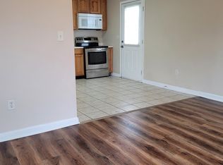 211-2 Greenbriar Rd, Carterville, IL 62918