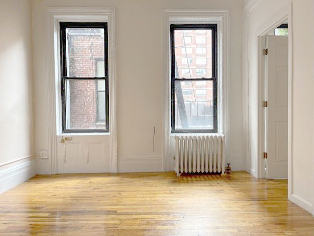 1st image of 222 W 20th St APT 12