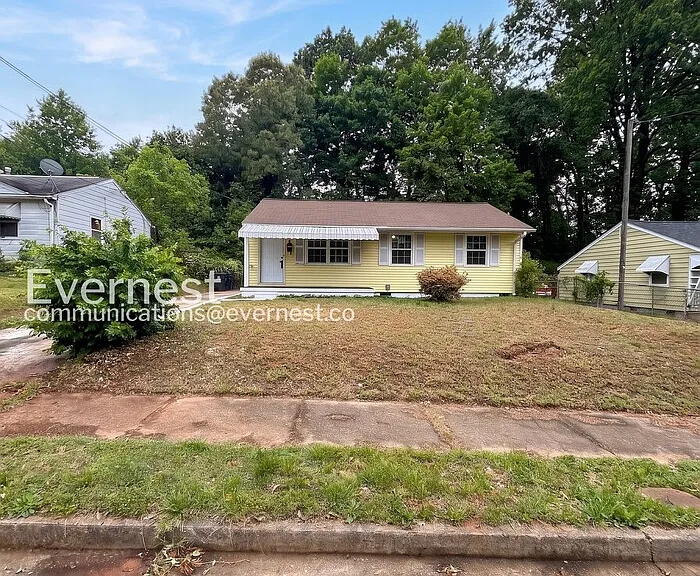 1242 Addison Ave — Photo 1
