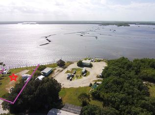 376 Smallwood Dr, Chokoloskee, FL 34138