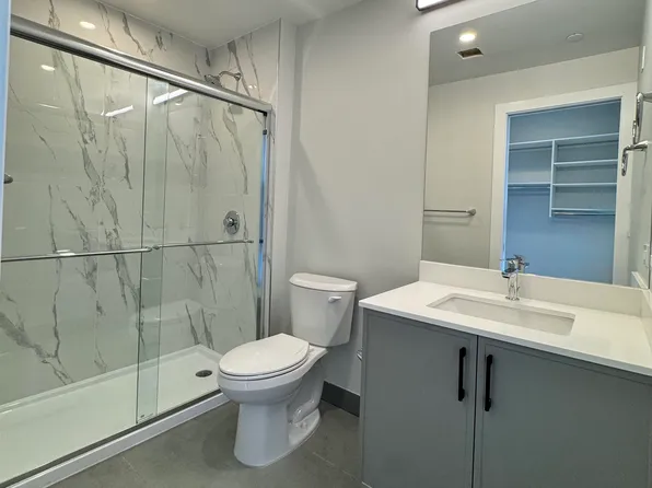 40 Center Street image 17 of 28