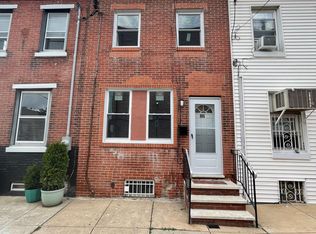 805 Latona St, Philadelphia, PA 19147