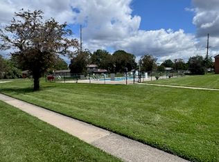 1879 W Thirteen Mile Rd #AF7A00EC3, Madison Heights, MI 48071