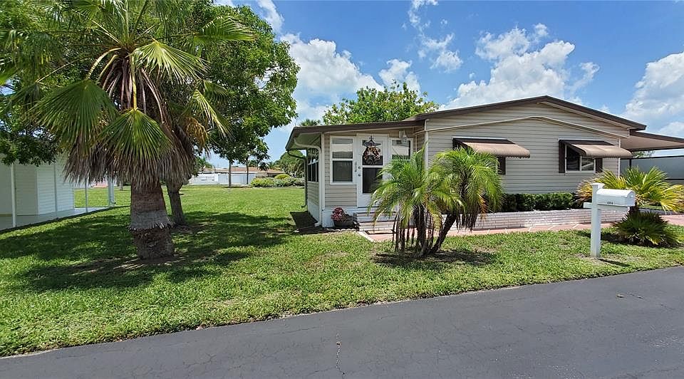 1st image of 484 Beechwood Dr