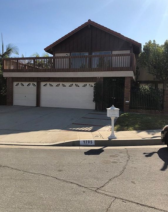1st image of 1705 El Camino Dr