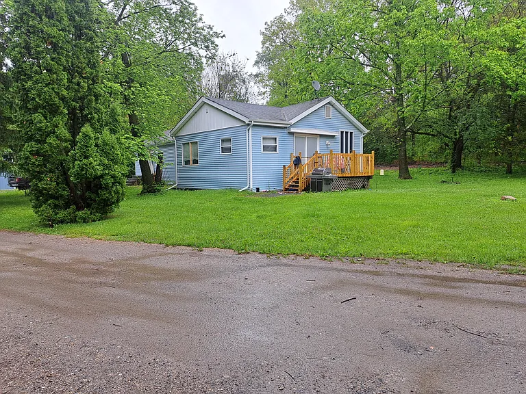 1 Ricki Ln — Photo 11