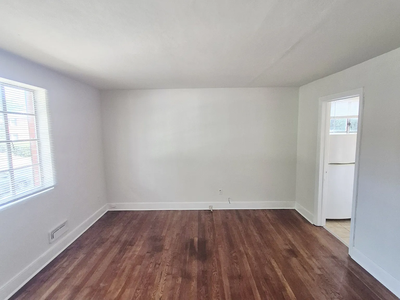 3230 West Grace Street - 5 — Photo 3