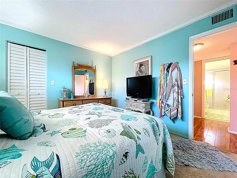 4650 Cove Cir #209 — Photo 17
