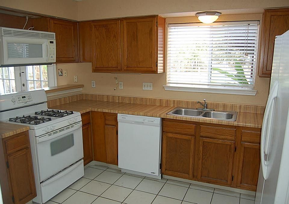 1st image of 1310 Carefree Dr