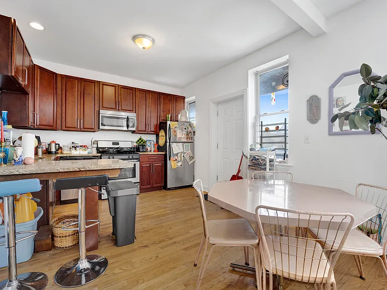 3809 W Altgeld St #2W — Photo 6