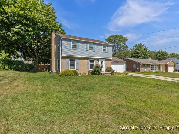 1857 Clearbrook St SE, Grand Rapids, MI 49508